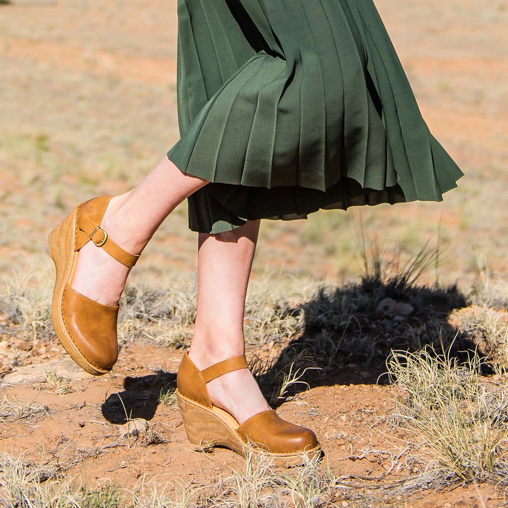 Born Nellie Clogs Black Product ID-RqwpoGhY  Born Nellie Clogs Black Product ID-RqwpoGhY