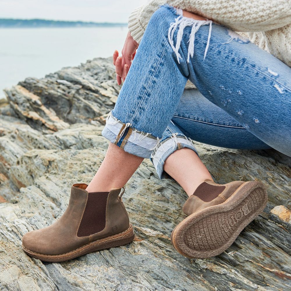 Born Faline Boots Glazed Ginger Distressed Product ID-TRA1UXON